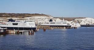 Eurotunnel vs Ferry